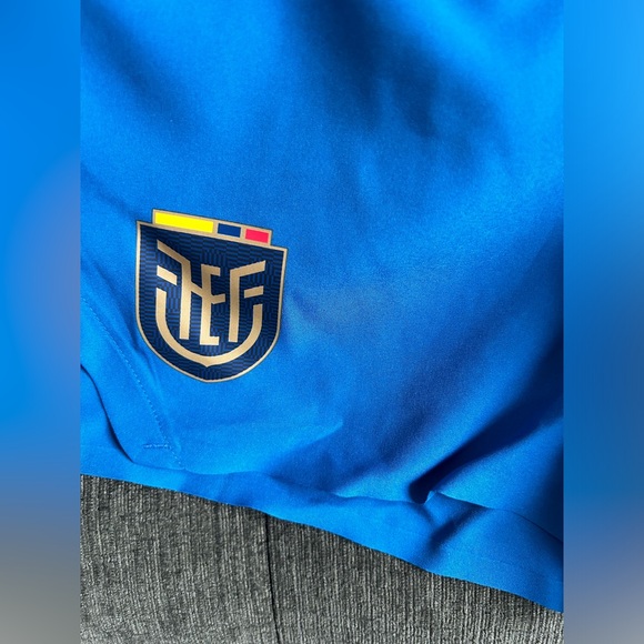 Marathon Authentic Ecuador National Soccer Team Blue Shorts Men’s Sz: M - Picture 2 of 5